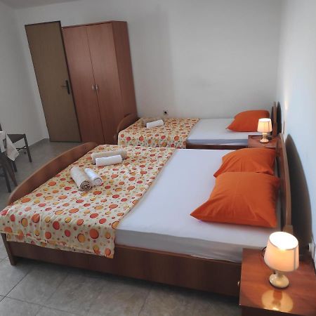 Apartmani Vitic 巴尔 外观 照片