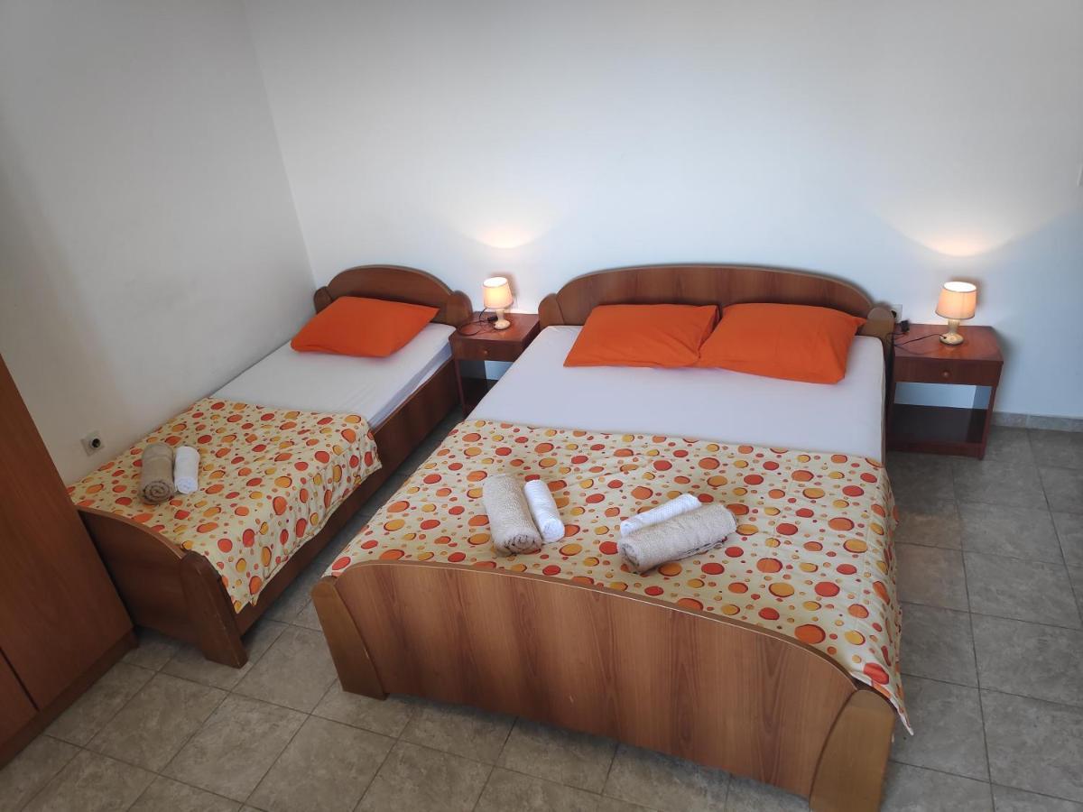 Apartmani Vitic 巴尔 外观 照片