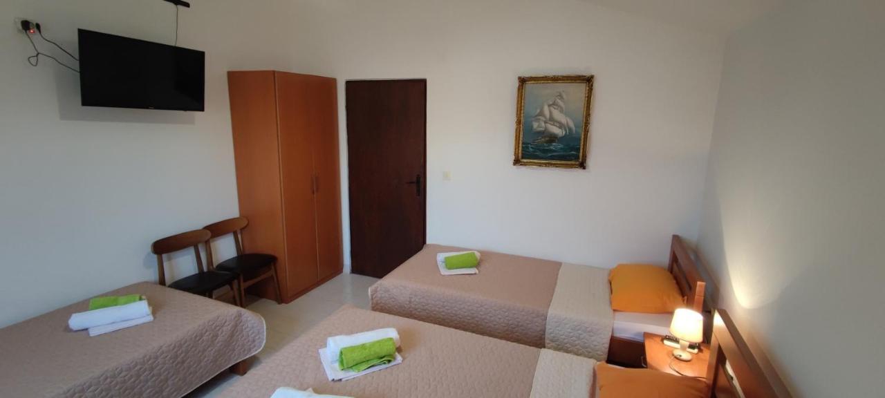 Apartmani Vitic 巴尔 外观 照片