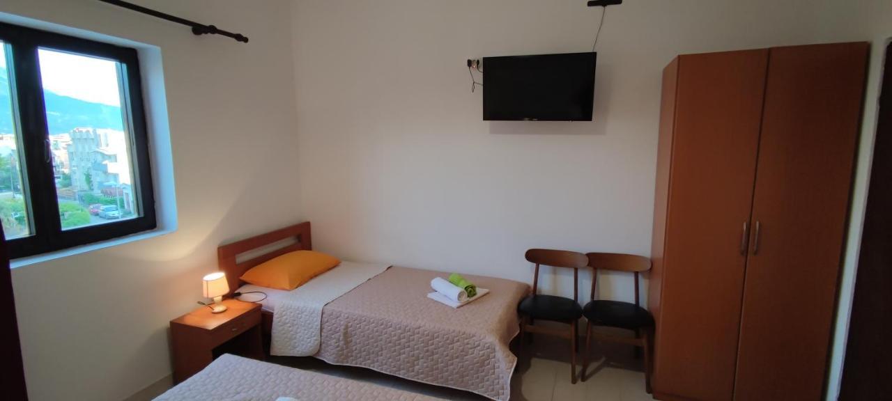 Apartmani Vitic 巴尔 外观 照片