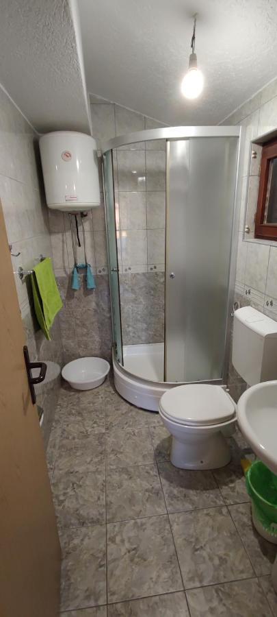 Apartmani Vitic 巴尔 外观 照片