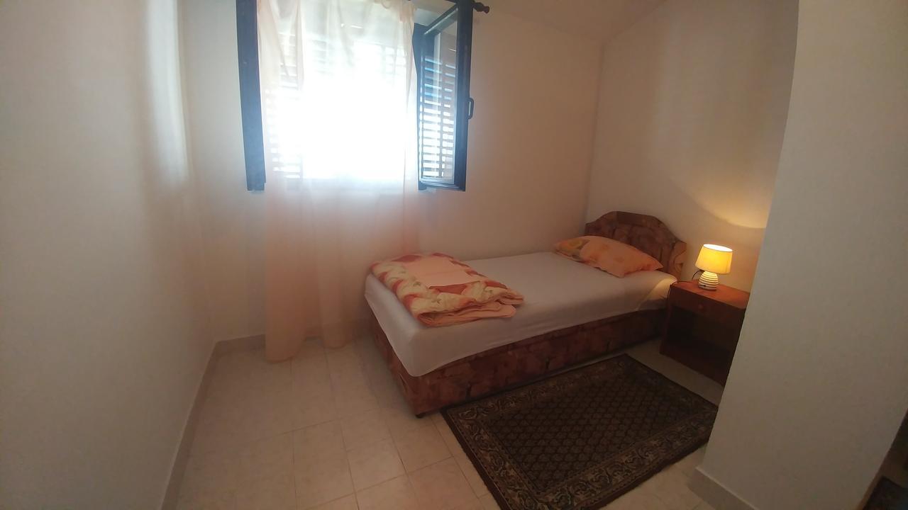 Apartmani Vitic 巴尔 外观 照片