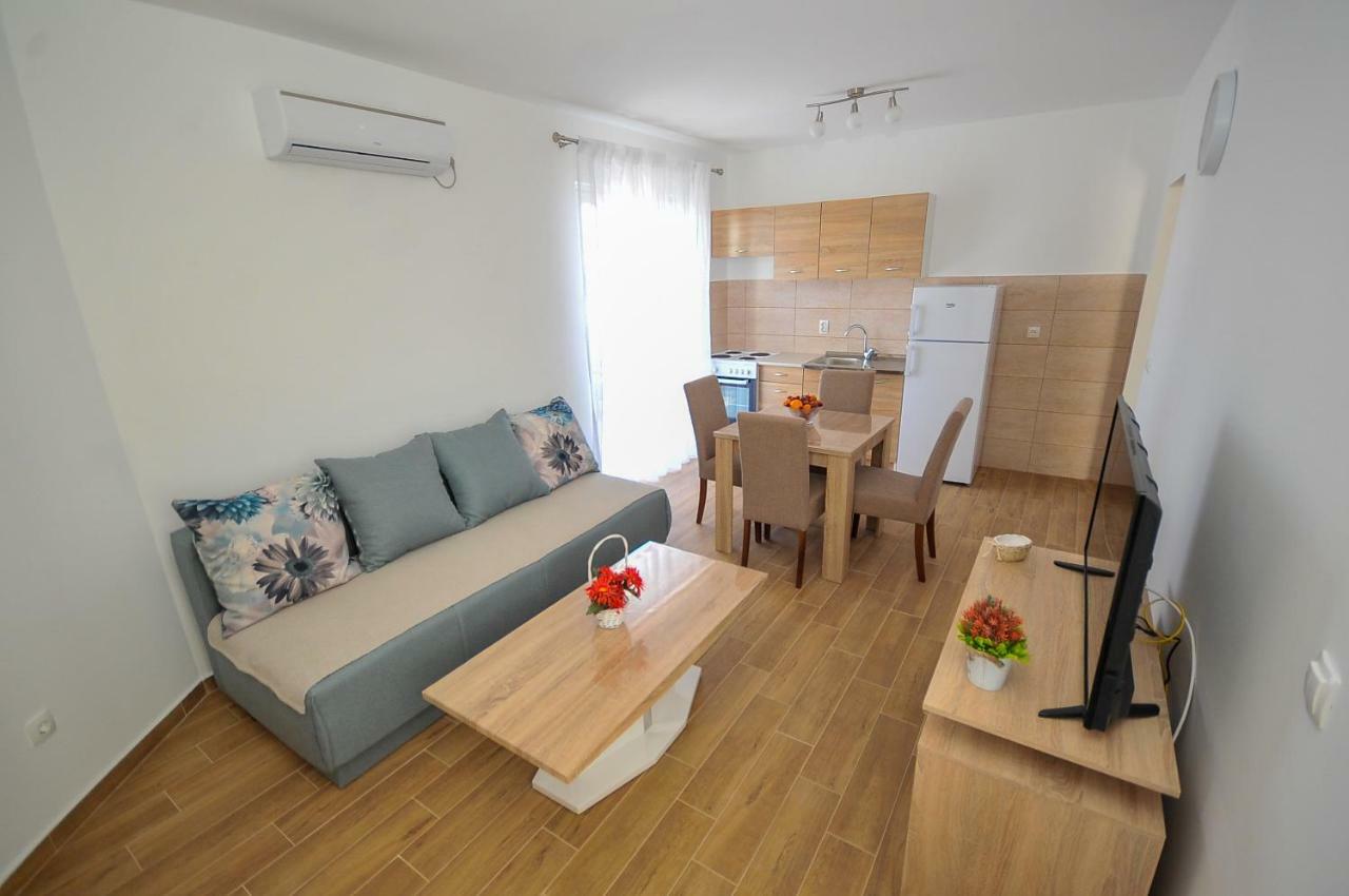 Apartmani Vitic 巴尔 外观 照片